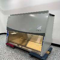 Labconco Logic+ 5' BioSafety Cabinet image 1
